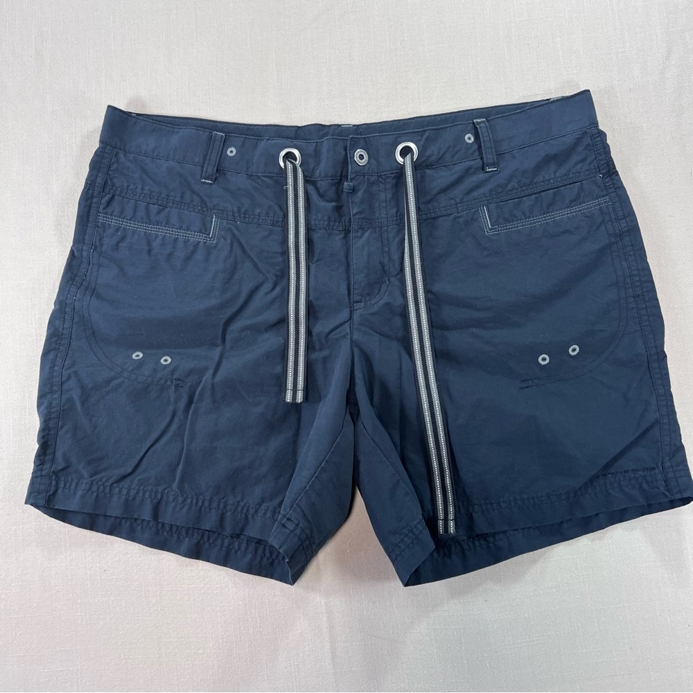 Columbia Women’s Black Casual Utility Shorts Size Large Drawstring Waist